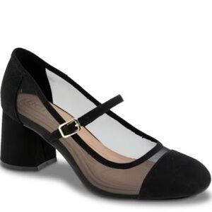 BCBG Black and Cream Heels